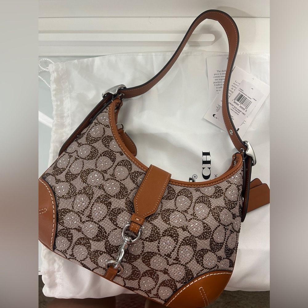 Coach Hampton Hobo Bag In Crystal Signature Jacquard